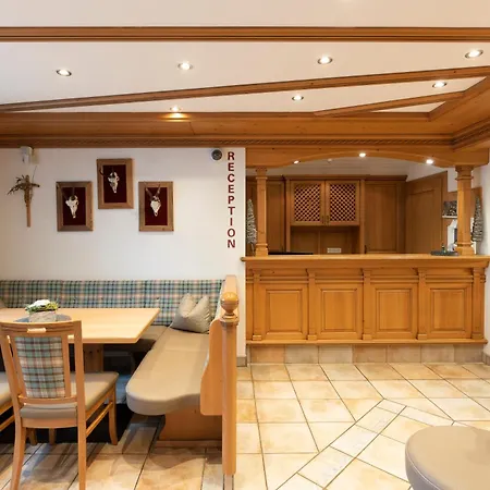 Alpenhotel Erika Otel